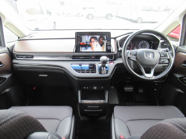 オデッセイ2.4 アブソルート