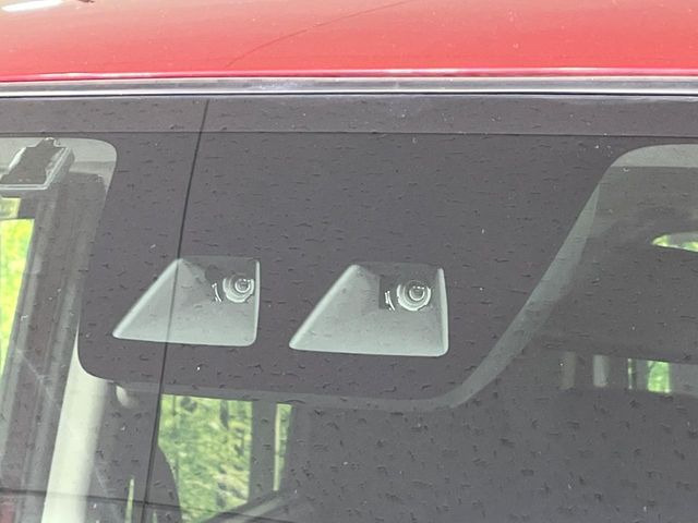 �y�X�}�[�g�A�V�X�g�z���s���ɑO���̎ԗ�����F�����A�Փ˂������Ȏ��͌x��ƃu���[�L�ŏՓˉ���Ɣ�Q�y�����A�V�X�g�B�����S�Ƀh���C�u�����y���݂��������܂��B