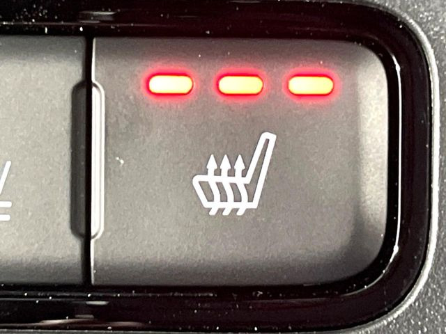 �y�V�[�g�q�[�^�[�z�������ɏd�󂷂�V�[�g�q�[�^�[!�G�A�R����葁�����܂��Ă����̂Ŋ�����̐l�����S�ł��ˁ�G�A�R���̉����͊������邩����A�Ƃ������ɂ����������߂ł��B