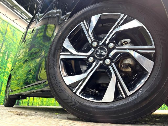 �y����14�C���`�A���~�z�C�[���z�O�ςɃ}�b�`���������A���~�z�C�[���𑕒����Ă���܂��B�e��ЊO�A���~�z�C�[����A�X�^�b�h���X�^�C�����戵�����Ă���܂��B���񂲑��k����������