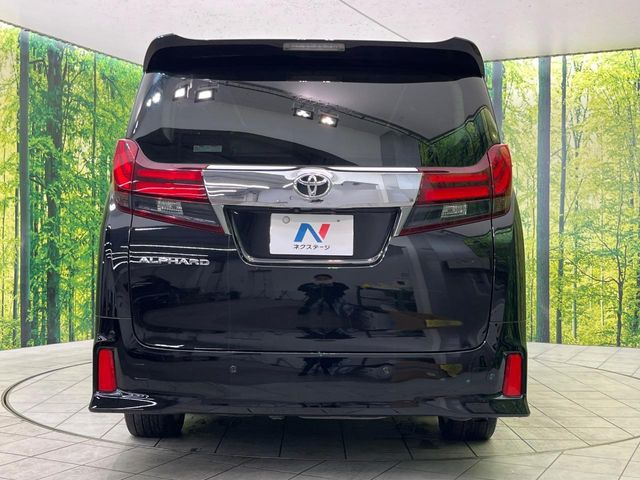 安心の最長10年・走行無制限保証(有償)をご用意。保証内容も充実はもちろん、無料点検&オイル交換や、年中無休の全国・24時間ロードサービスも付帯されておりますのでご安心下さい。