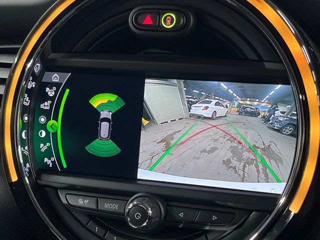 ���o�b�N�J����:�֗��ȁy�o�b�N�J�����z�ň��S�m�F���ł��܂��B���Ԃ����ȕ��ɂ��I�X�X���ȕ֗��@�\�ł��B