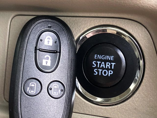 �y�C���e���W�F���g�L�[�z�J�o����|�P�b�g�ɓ��ꂽ�܂܂ł��h�A�̎{���E�������\�ȃX�}�[�g�L�[�𑕔��B�G���W���̃I���E�I�t�����J�M�����o���K�v����������Ƃ��Ă��֗��ł���