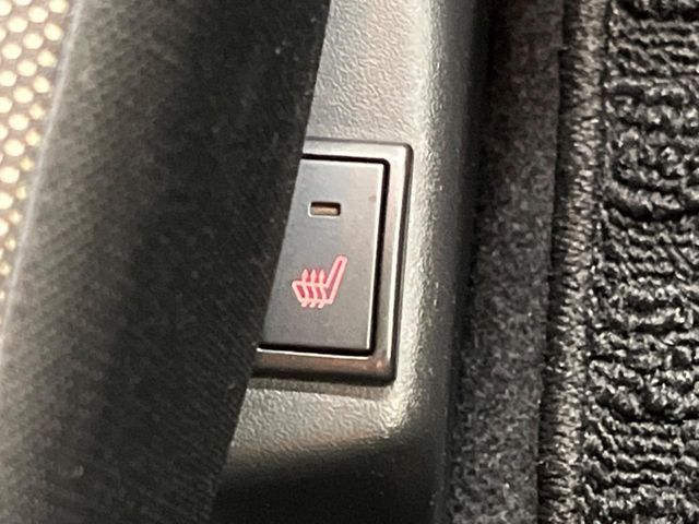 �y�V�[�g�q�[�^�[�z�������ɏd�󂷂�V�[�g�q�[�^�[!�G�A�R����葁�����܂��Ă����̂Ŋ�����̐l�����S�ł��ˁ�G�A�R���̉����͊������邩����A�Ƃ������ɂ����������߂ł��B