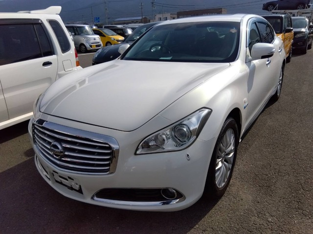 シーマハイブリッド3.5 VIP