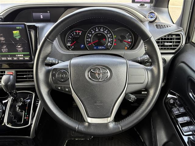 ヴォクシー2.0 ZS 煌