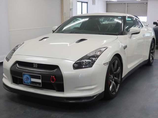 GT-R3.8 ブラックエディション 4WD