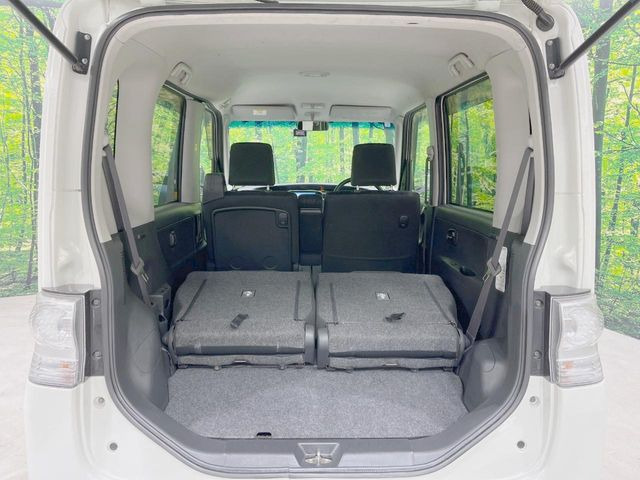 ���i�̂���������ʋ΁A���}���ɏ\���ȉ׎��X�y�[�X���m�ۂ��Ă���܂��B�Z�J���h�V�[�g��|���ƁA�傫�ȉו��̐ύڂ��\�ł���