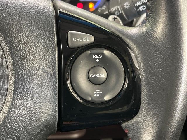 �y�N���[�Y�R���g���[���z�������H�����N���N���s�B�A�N�Z���𗣂��Ă���葬�x�ő��s���ł��A�������^�]���̕��S���y��!�����E�������ȒP�ȃX�C�b�`����Œ����ł��܂��B