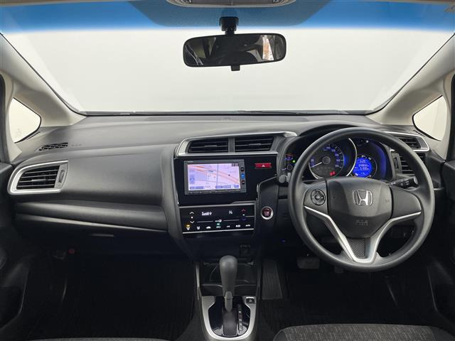 フィット1.3 13G Fパッケージ コンフォートエディション