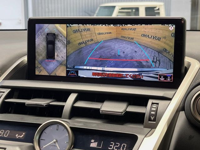 �y�p�m���~�b�N�r���[���j�^�[�z��p�̃J�����ɂ��A�ォ�猩���낵���悤�Ȏ��_��360�x�N���}�̎��͂��m�F���邱�Ƃ��ł��܂������p�������m�F���₷���A�����ꏊ�ł̐؂�Ԃ��⒓�Ԃ��X���[�Y�ɍs���܂��B