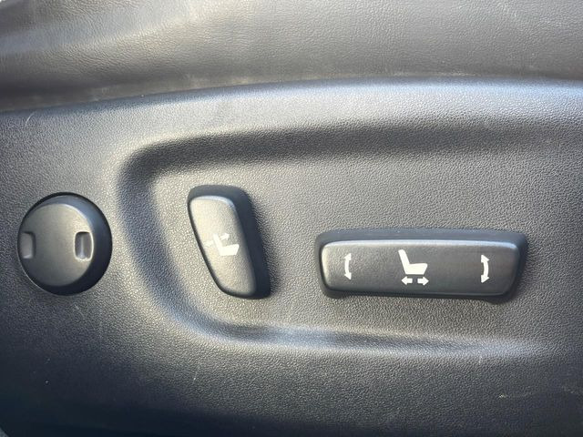 �y�^�]�ȃp���[�V�[�g�z�X�C�b�`��ŊȒP�ɃV�[�g�̔��������\!�d��������͂�����܂���!���K�ȃV�[�g�|�W�V�����ɃZ�b�g���āA���K�ȃh���C�u�����y���݂��������B