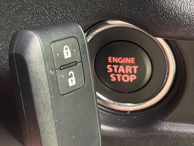 �y�L�[���X�X�^�[�g�V�X�e���z�J�o����|�P�b�g�ɓ��ꂽ�܂܂ł��h�A�̎{���E�������\�ȃX�}�[�g�L�[�𑕔��B�G���W���̃I���E�I�t�����J�M�����o���K�v����������Ƃ��Ă��֗��ł���