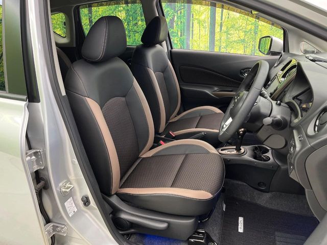 �y�n�[�t���U�[�V�[�g�z�������ƍ���S�n�𗼗������l�C�̃V�[�g���w�ʁE���ʂ̃t�@�u���b�N�f�ނ́A�ʋC���̗ǂ��⊊��ɂ����ɗD��Ă��܂��B�C���╞���ɍ��E���ꂸ���K�ɂ���肢�������܂��B