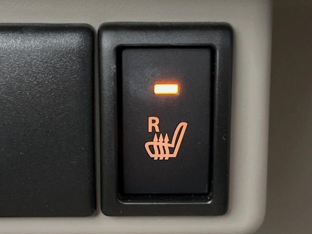 �y�V�[�g�q�[�^�[�z�������ɏd�󂷂�V�[�g�q�[�^�[!�G�A�R����葁�����܂��Ă����̂Ŋ�����̐l�����S�ł��ˁ�G�A�R���̉����͊������邩����A�Ƃ������ɂ����������߂ł��B