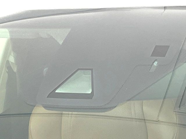 �y�v���N���b�V���Z�[�t�e�B�z�O���̎ԗ��������m���A�Փ˂������Ȏ��͌x��Œ��ӂ𑣂��A�u���[�L�𓥂ޗ͂��T�|�[�g�B�u���[�L�𓥂߂Ȃ������ꍇ�͏Փ˔�Q�y���u���[�L���쓮�A�Փˉ�����T�|�[�g���܂��B