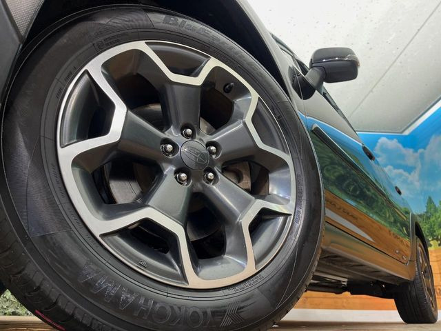 �y����17�C���`�A���~�z�C�[���z�O�ςɃ}�b�`���������A���~�z�C�[���𑕒����Ă���܂��B�e��ЊO�A���~�z�C�[����A�X�^�b�h���X�^�C�����戵�����Ă���܂��B���񂲑��k����������