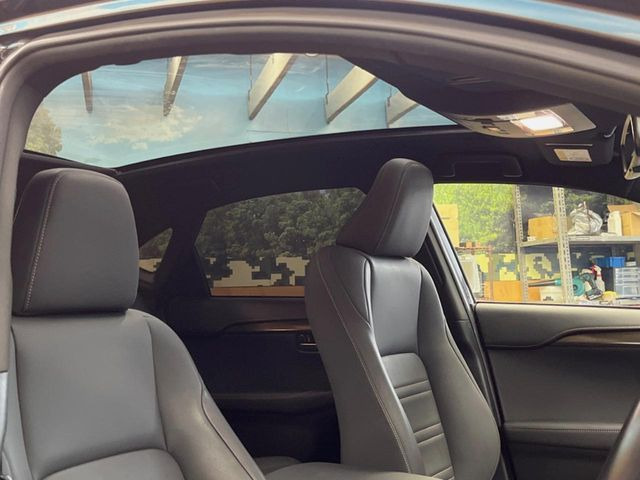 �y�p�m���}���[�t�z��^�̃K���X���[�t���ڂŎԓ��̉��������C�ɃA�b�v!�J���I�ȃh���C�u�����y���݂��������܂��B