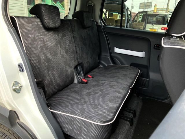 �L�X�Ƃ���2��ڃV�[�g�͋��Z���������A���S�n�����K!�F�B��Ƒ��Ƃ̂��o�����ɂ҂�����ł��B�x�r�[�V�[�g��`���C���h�V�[�g�g�p�������K�ɂ��߂�������������\���ȋ�Ԃ��m�ۂ��Ă��܂��B