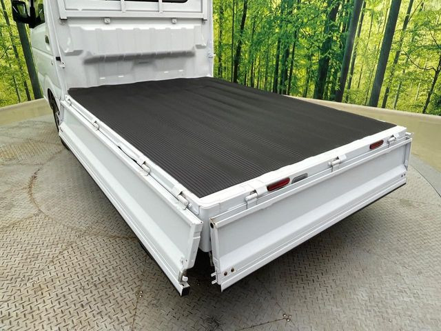 ���Ђł́A�S�ԁw�C�����Ȃ��x�̂��Ԃ̂ݎ�舵���Ă���܂��B��C�o�C���[�ɂ�錵�I�����d����̌�A���Ɍ�̎ԗ��`�F�b�N���s���A�l�N�X�e�[�W���F�肵�����i���Ȓ��ÎԂ����񋟂��Ă���܂��B