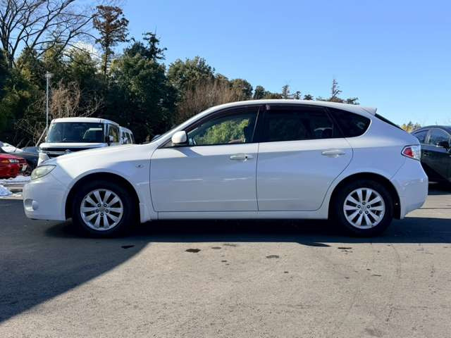 ���X�݌ɂ͊O���A�����N���[�j���O��ɓW�����A�����Ď��̏C�����̗L���A���[�^�[��������̗L������O�ҋ@�ւɂ�錟����S����{���Ă���܂��B�Ԍ��A�����A����h�������ЂőΉ��ł��܂��̂ł����S���������B