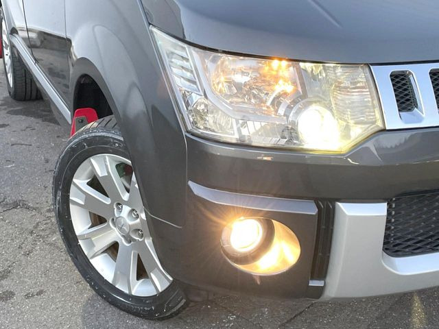 �yHID�w�b�h���C�g�z���ɖ��邭�O�����Ƃ炵�Ă����̂ŁA���V����Ԃ̑��s�������E�ǍD�ň��S���Ă���肢�������܂��B