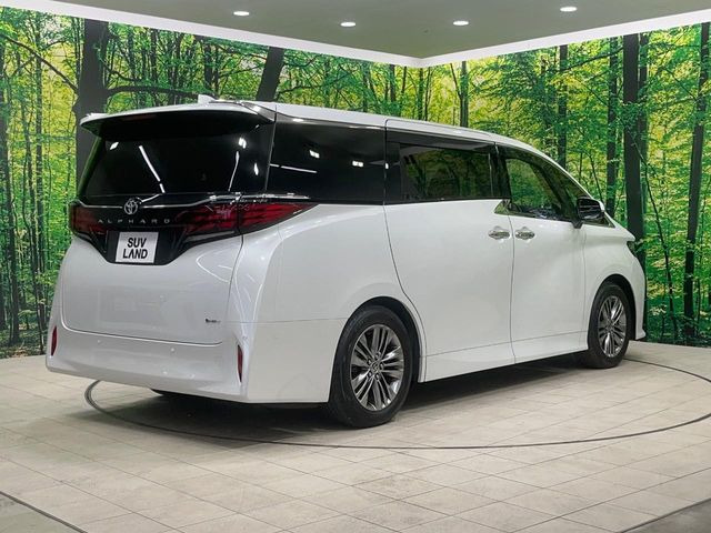 ☆全国のネクステージからお取り寄せが可能※!遠方の店舗に展示してあるクルマが気になる場合も、最寄りの店舗でご覧いただくことが可能です!是非私たちに要望をお聞かせください!※別途費用