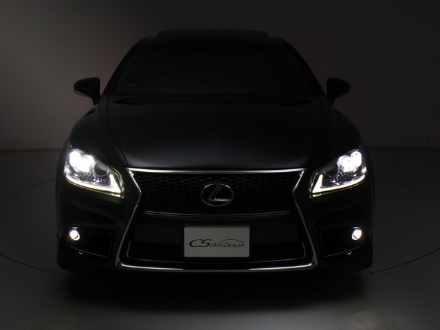 �t�����g�r���[�̑��݊���������������!!�w�b�h���C�g�͎��E�ǍD�̃��C�g�A����Ƀt�H�O���C�g���ځB�f�U�C�����������̂������ł��B