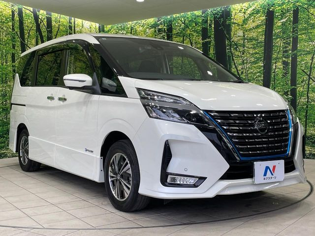 高透明度のガラス皮膜で撥水はもちろん、上質なツヤ・光沢を実現。紫外線や酸性雨から大切な愛車を保護し、色あせ・劣化を防止。「弾スプラッシュコート」、「弾プリミッサコート」からお選びいただけます。