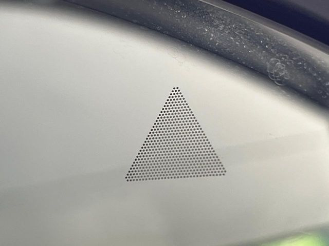 �y�u���C���h�X�|�b�g���j�^�����O�z���s���A�h�A�~���[�̎��p�ɂȂ�₷���ӏ��Ɍ㑱�Ԃ��ڋ߂���ƃT�C�h�~���[�t�߂Ɍx����\���A�h���C�o�[�ɒ��ӊ��N�����Ă���܂��B