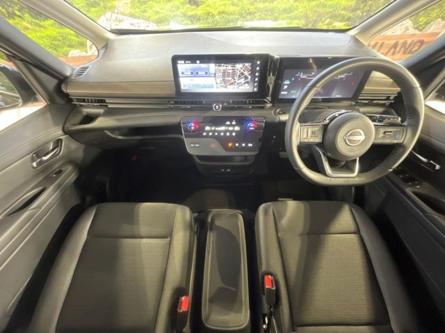 セレナ1.4 e-POWER ハイウェイスターV