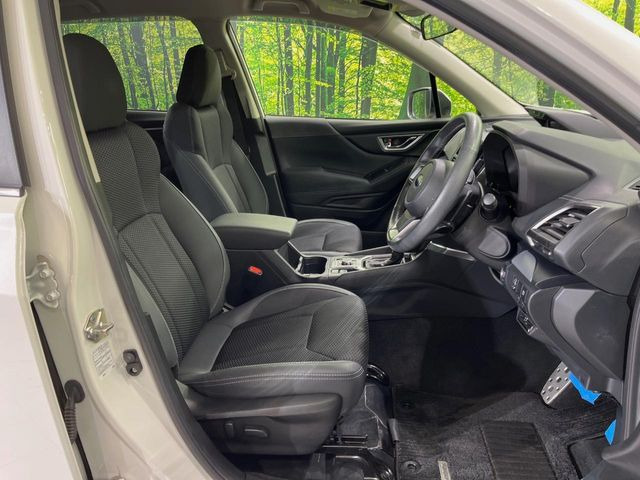 �y�n�[�t���U�[�V�[�g�z�������ƍ���S�n�𗼗������l�C�̃V�[�g���w�ʁE���ʂ̃t�@�u���b�N�f�ނ́A�ʋC���̗ǂ��⊊��ɂ����ɗD��Ă��܂��B�C���╞���ɍ��E���ꂸ���K�ɂ���肢�������܂��B