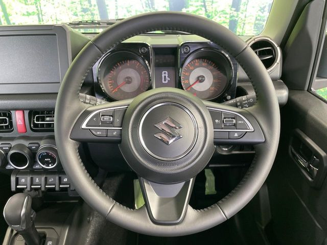 �y�����v�����X�e�A�����O�z�㎿�Ȋv���g�p���邱�ƂŁA��ɂ����������݂ƂĂ��^�]���₷���n���h���ł���