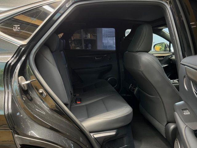 �L�X�Ƃ���2��ڃV�[�g�͋��Z���������A���S�n�����K!�F�B��Ƒ��Ƃ̂��o�����ɂ҂�����ł��B�x�r�[�V�[�g��`���C���h�V�[�g�g�p�������K�ɂ��߂�������������\���ȋ�Ԃ��m�ۂ��Ă��܂��B