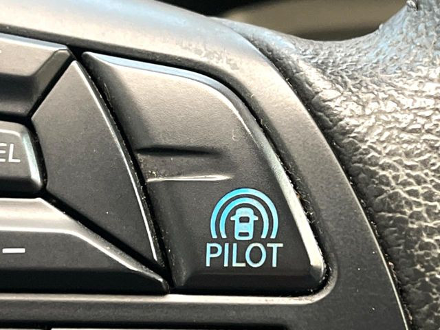 �y�v���p�C���b�g�z�������H�ł̒��������s���y��!!�a�؎��Ə��񑖍s�̃V�[���ŁA�A�N�Z���E�u���[�L�E�X�e�A�����O�������Ő��䂵�A�������^�]�̕��S���y�����Ă���܂���