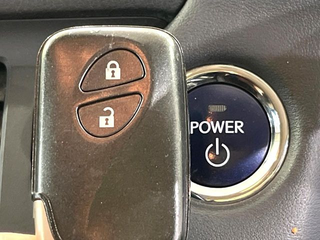 �y�X�}�[�g�L�[�z�J�o����|�P�b�g�ɓ��ꂽ�܂܂ł��h�A�̎{���E�������\�ȃX�}�[�g�L�[�𑕔��B�G���W���̃I���E�I�t�����J�M�����o���K�v����������Ƃ��Ă��֗��ł���