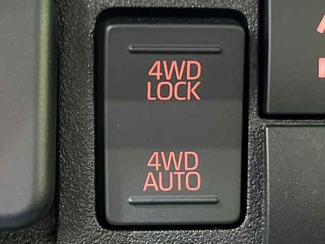 4WD�̂��Ԃł��̂ŁA�ᓹ�ł����S�ł���~��n�n��ɂ��Z�܂��̕��ȊO�ɂ��A�E�B���^�[�X�|�[�c����̕���~��n��֋A�Ȃ����@�������ɂ���������!