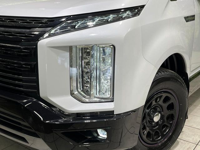 �yLED�w�b�h���C�g�z���V����ԑ��s�����ǍD�Ȏ��E���m�ۂ����S���ĉ^�]�ł��鍂�P�xLED�w�b�h���C�g�𑕔�!�_�����x�������A����d�͂��}�����Ă��܂��B