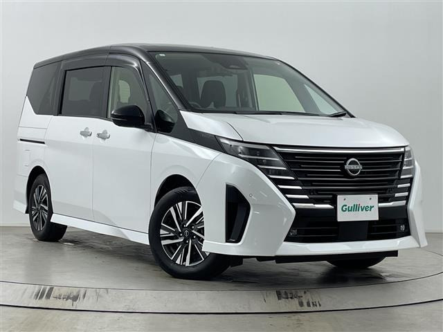 セレナ1.4 e-POWER ハイウェイスターV