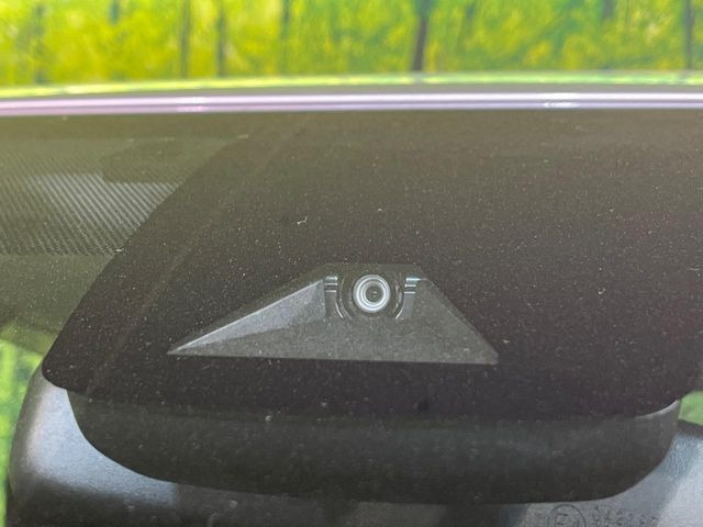 �y�g���^�Z�[�t�e�B�Z���X�z���s���ɑO���̎ԗ�����F�����A�Փ˂������Ȏ��͌x��ƃu���[�L�ŏՓˉ���Ɣ�Q�y�����A�V�X�g�B�����S�Ƀh���C�u�����y���݂��������܂��B