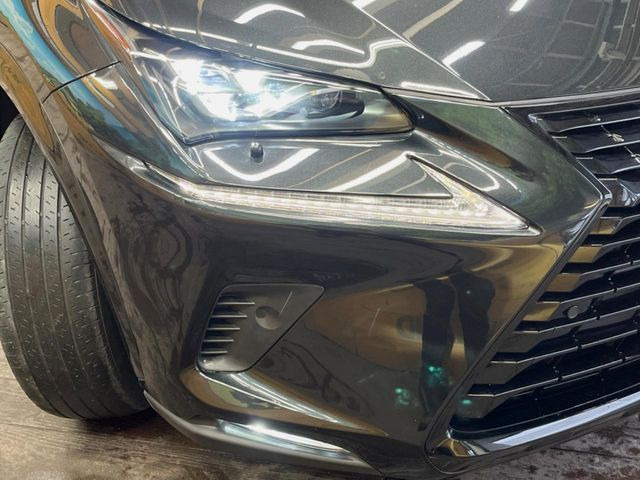 �y�O��LED�w�b�h���C�g�z�X�^�C���b�V���Ȍ����ڂ̎O��LED�w�b�h���C�g�𑕔���X�^�C�������łȂ��A��Ԃ̑��s�����E�ǍD�ň��S���Ă���肢�������܂��B