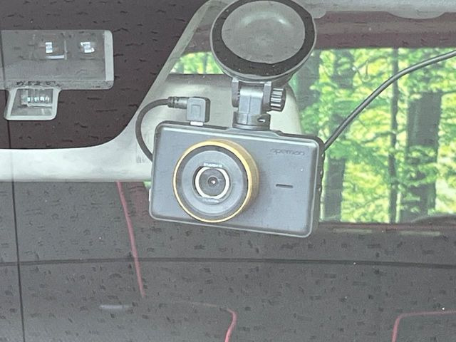 �y�h���C�u���R�[�_�[�z�h���C�u���R�[�_�[����!���s���͂������A������^�]�⎖�̂ɑ��������ہA�f���ŋL�^���A����̃��X�N�ɔ����܂��B���L�^�pSD�J�[�h�͂��q�l�����g�ł��������������K�v������܂��B