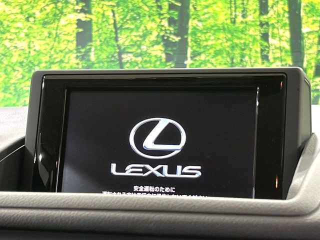 �y���[�J�[�����i�r�z�C���e���A�ɗn�����ރX�^�C���b�V���ȁu��p�݌v�v���[�J�[�i�r�𑕔��􎋔F���⑀�쐫�ȂǊ�{���\�ɂ��D��A���㎿�ȃJ�[���C�t�����y���݂��������܂��B