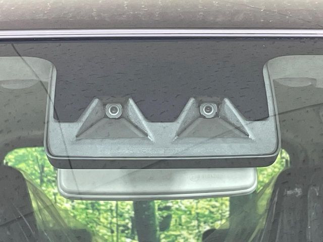 �y�X�}�[�g�A�V�X�g�z���s���ɑO���̎ԗ�����F�����A�Փ˂������Ȏ��͌x��ƃu���[�L�ŏՓˉ���Ɣ�Q�y�����A�V�X�g�B�����S�Ƀh���C�u�����y���݂��������܂��B