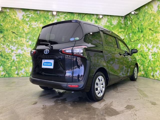 シエンタハイブリッド 1.5 G クエロ