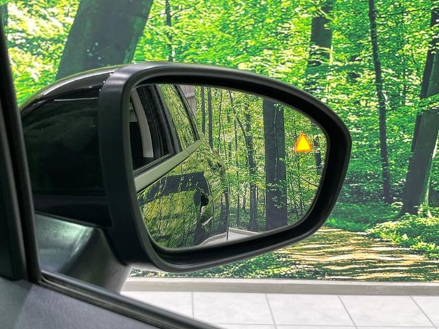 �y������p���m�z���s���A�h�A�~���[�̎��p�ɂȂ�₷���ӏ��Ɍ㑱�Ԃ��ڋ߂���ƃT�C�h�~���[�t�߂Ɍx����\���A�h���C�o�[�ɒ��ӊ��N�����Ă���܂��B