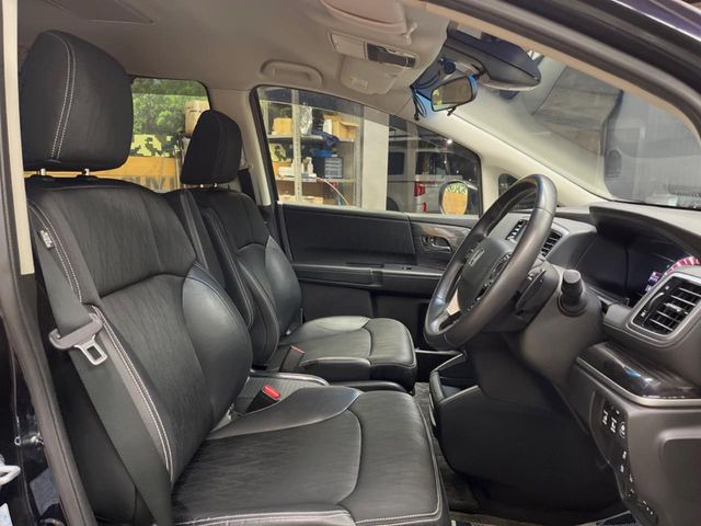 �y�n�[�t���U�[�V�[�g�z�������ƍ���S�n�𗼗������l�C�̃V�[�g���w�ʁE���ʂ̃t�@�u���b�N�f�ނ́A�ʋC���̗ǂ��⊊��ɂ����ɗD��Ă��܂��B�C���╞���ɍ��E���ꂸ���K�ɂ���肢�������܂��B