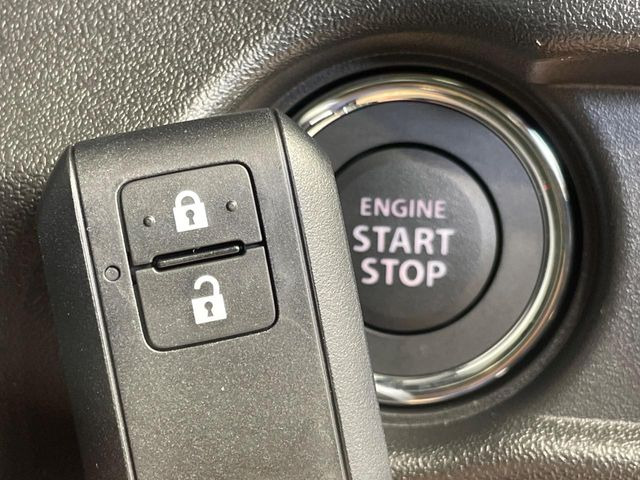 �y�L�[���X�X�^�[�g�V�X�e���z�J�o����|�P�b�g�ɓ��ꂽ�܂܂ł��h�A�̎{���E�������\�ȃX�}�[�g�L�[�𑕔��B�G���W���̃I���E�I�t�����J�M�����o���K�v����������Ƃ��Ă��֗��ł���