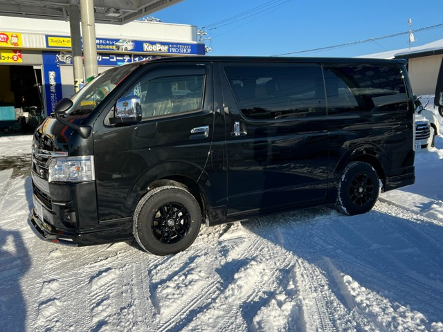 ハイエースバン