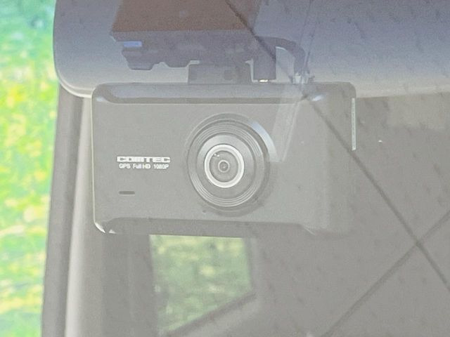 �y�h���C�u���R�[�_�[�z�h���C�u���R�[�_�[����!���s���͂������A������^�]�⎖�̂ɑ��������ہA�f���ŋL�^���A����̃��X�N�ɔ����܂��B���L�^�pSD�J�[�h�͂��q�l�����g�ł��������������K�v������܂��B